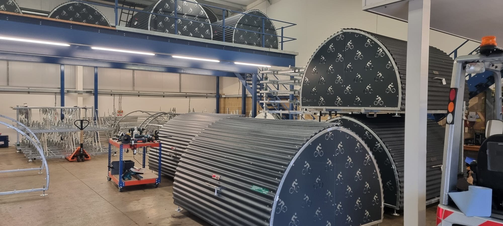 4a36d969 7af2 4d49 85c0 c263f8141cdc 1 2