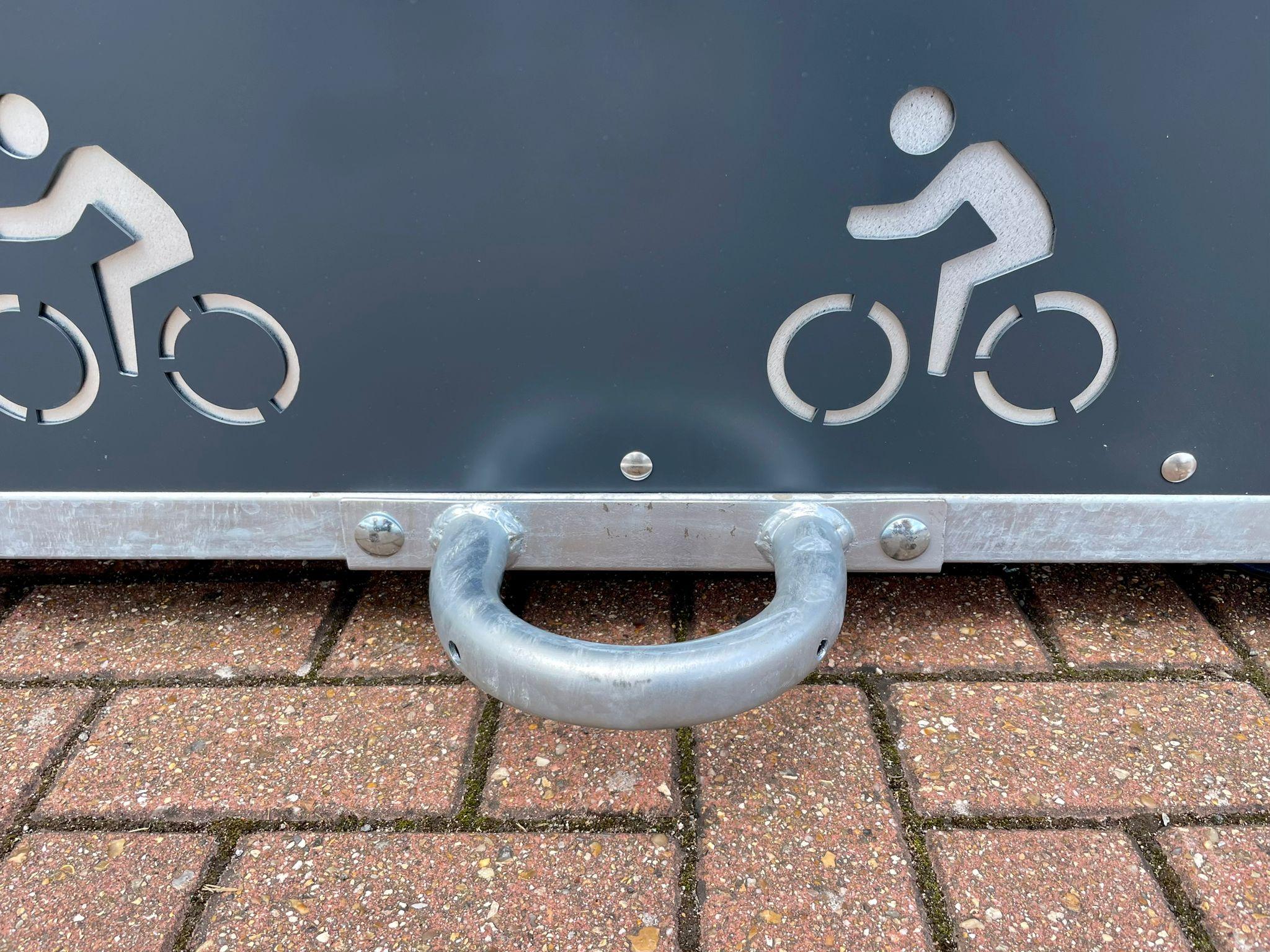 566629 CE DA17 4 DA0 8556 6 F65123 F37 AA