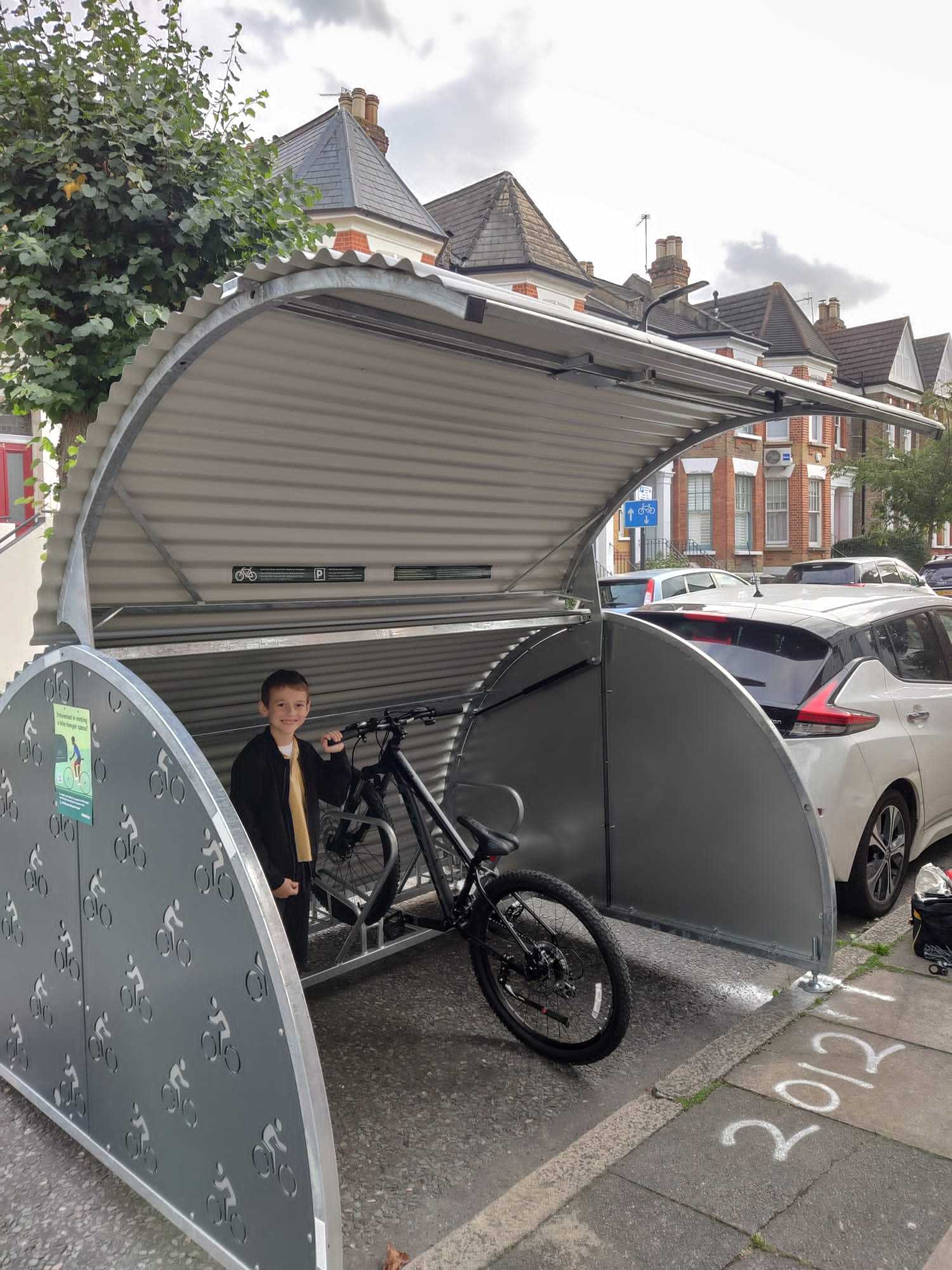 PHOTO 2023 10 04 19 28 14 2