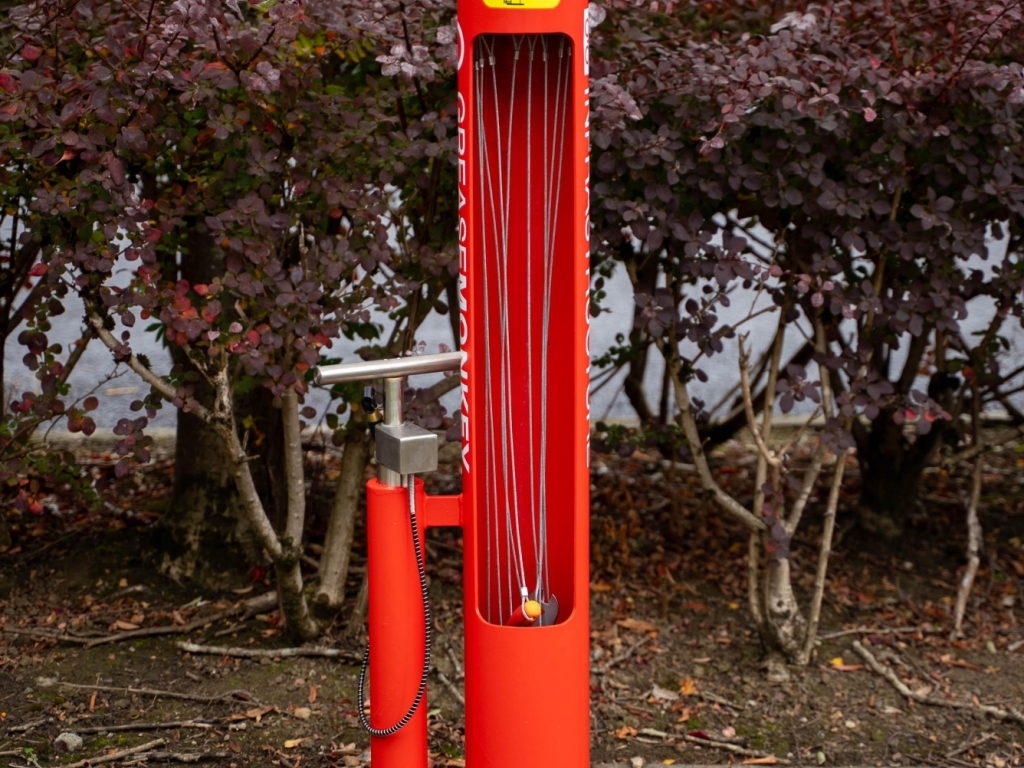 Grease Monkey Copyright Paul Maguire 03164