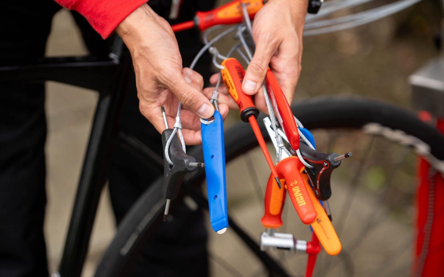 Grease Monkey Copyright Paul Maguire 03336