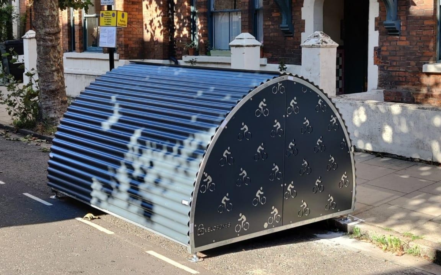 VeloBox on street | GreaseMonkey