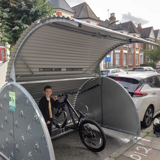 PHOTO 2023 10 04 19 28 14 2